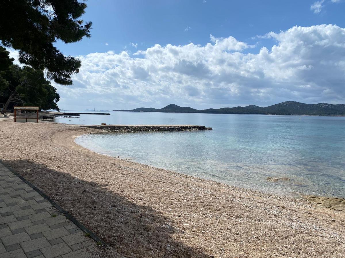 Iris Homes Campsite 4*