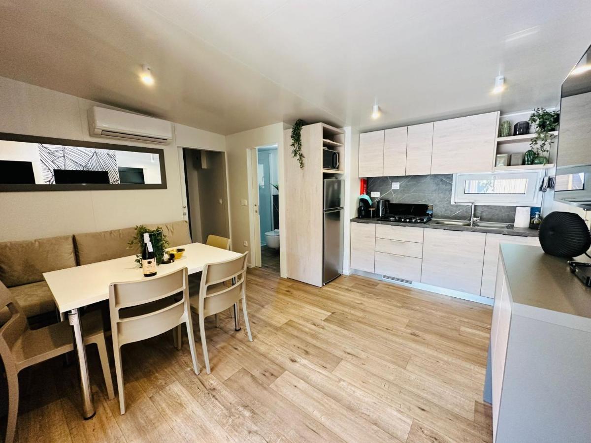 Iris Homes 4*