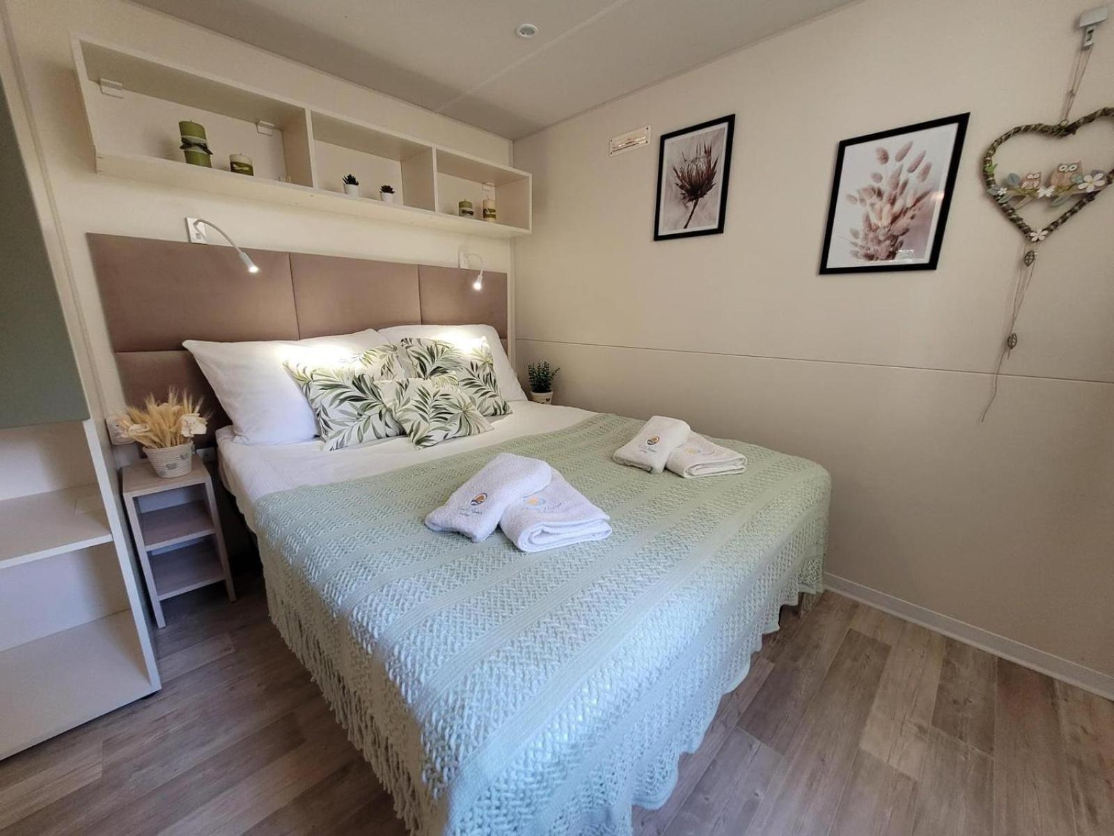 Iris Homes 4*