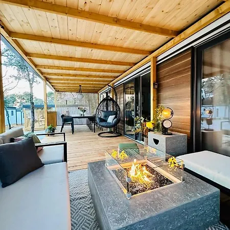 Iris Holiday Homes Biograd Na Moru Exterior photo
