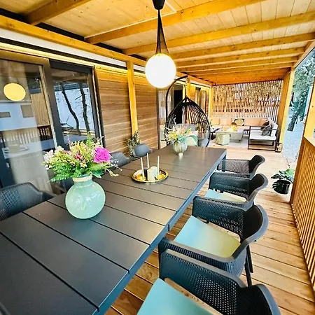 Iris Holiday Homes Biograd Na Moru Exterior photo