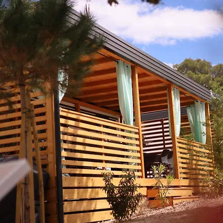Iris Holiday Homes Biograd Na Moru Exterior photo