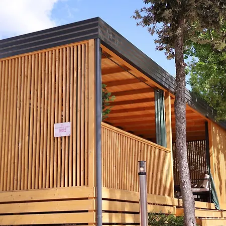 Iris Holiday Homes Biograd Na Moru Exterior photo
