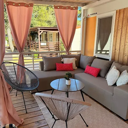 Iris Holiday Homes Biograd Na Moru Exterior photo